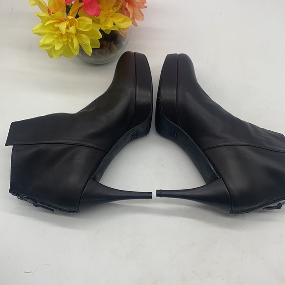 Stuart Weitzman Brown Calf Leather Platform Heeled Ankle Bootie Women's Size 10 - Picture 5 of 11